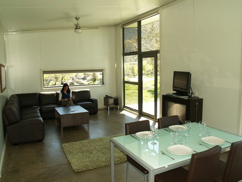 Alpine Habitats - Accommodation in Brisbane 3