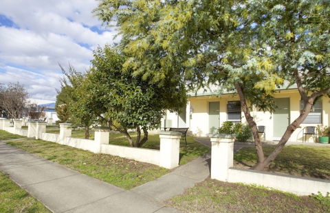 Tumut Apartments - Accommodation in Brisbane 0