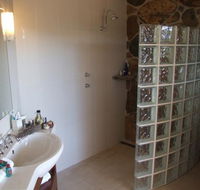 Clarendon Forest Retreat - Accommodation in Brisbane