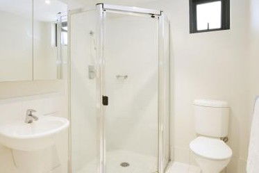 130 Carillon Avenue - Accommodation in Brisbane 0