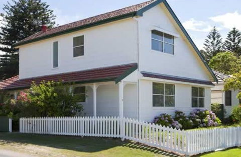 Central Coast Cottages At Toowoon Bay - Accommodation in Brisbane 1