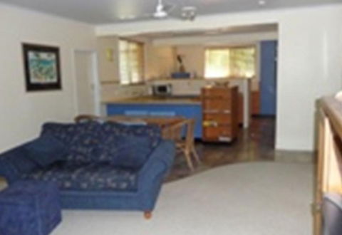 Leeway Beach House - Accommodation in Brisbane 0