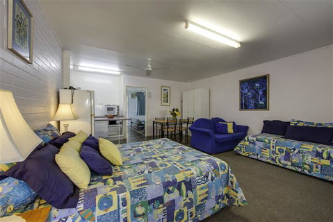 Hi-Way Units Motel - Accommodation in Brisbane 5