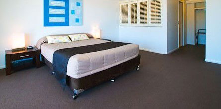 Beaches On Lammermoor Apartments - Accommodation in Brisbane 0