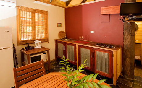Rainforest Ranch - Accommodation in Brisbane 1