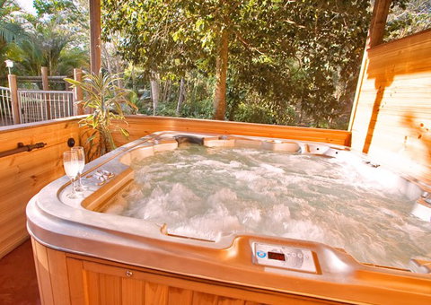 Rainforest Ranch - Accommodation in Brisbane 2
