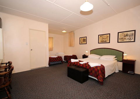 Ned Kellys Motel - Accommodation in Brisbane 8