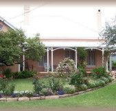 Guy House Bed and Breakfast - Accommodation in Brisbane