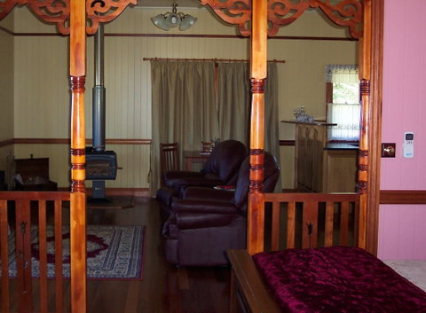 R On The Downs Rural Retreat - Accommodation in Brisbane 3