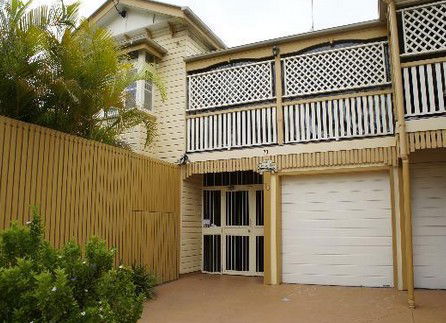 Cream Gables Bed And Breakfast - Accommodation in Brisbane 3