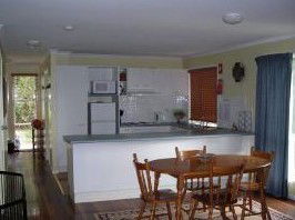 Firefly - Holiday Home - Accommodation in Brisbane 2