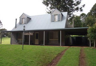 Ty-ar-y-bryn - Holiday Home - Accommodation in Brisbane 5