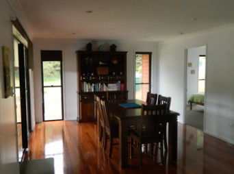 Birdsong - Holiday Home - Accommodation in Brisbane 3