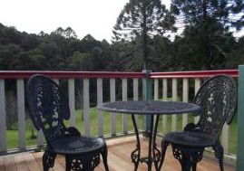 Currawong - Holiday Home - Accommodation in Brisbane 2