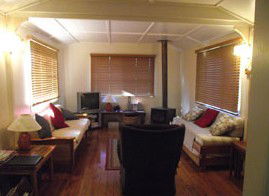 Meganville - Holiday Home - Accommodation in Brisbane 4