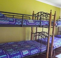 Serenity - Holiday Home - Accommodation in Brisbane