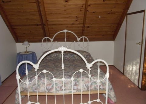 Rosella Retreat - Holiday Home - Accommodation in Brisbane 3