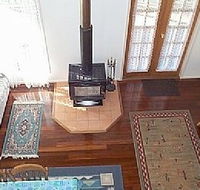 Chalet Jemas - Holiday Home - Accommodation in Brisbane