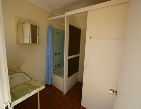 Nanango Caravan And Motorhome Park - Accommodation in Brisbane 0