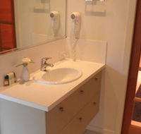 Ravensbourne Escape Silverwood Lodge - Accommodation in Brisbane