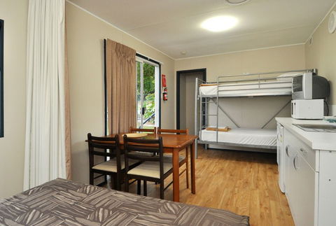 Nobby Beach Holiday Village - Accommodation in Brisbane 2