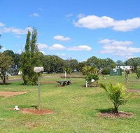 Yarraman Caravan Park - Accommodation in Brisbane