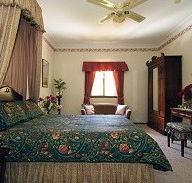 Holberry House - Accommodation in Brisbane