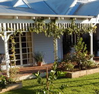 Lanterns Retreat - Accommodation in Brisbane