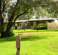 Riverbend Chalets and Caravan Park - Accommodation in Brisbane