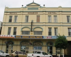 Royal George Motel Hotel - Accommodation in Brisbane 0