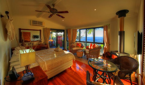 At Remingtons B & B - Accommodation in Brisbane 6