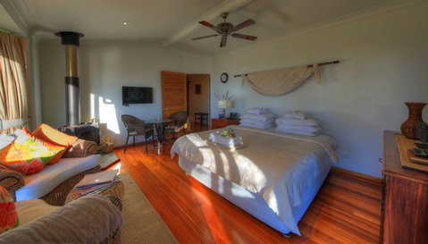 At Remingtons B & B - Accommodation in Brisbane 7
