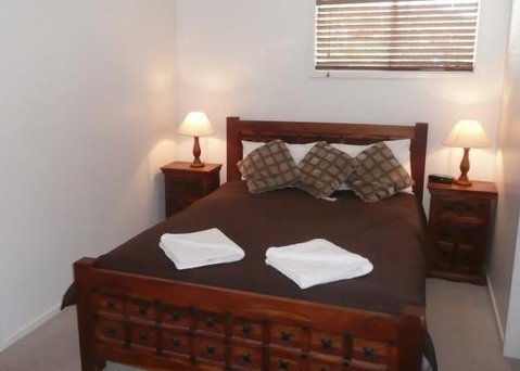 Beachside Holiday Units - Accommodation in Brisbane 0