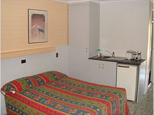Emu Park Motel - Accommodation in Brisbane 3