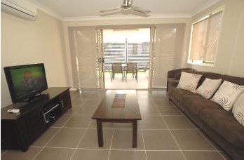 CapBlue Apartments - Accommodation in Brisbane 3