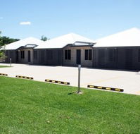 Emerald Park Motel - Accommodation in Brisbane