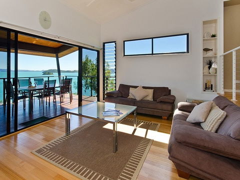 Hamilton Island 'Shorelines' Apartment - Accommodation in Brisbane 4