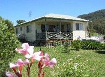 Big Bell Farm - Accommodation in Brisbane 0