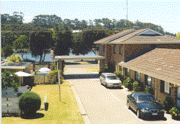 Hybiscus Lodge Motel  Holiday Apartments - Accommodation in Brisbane