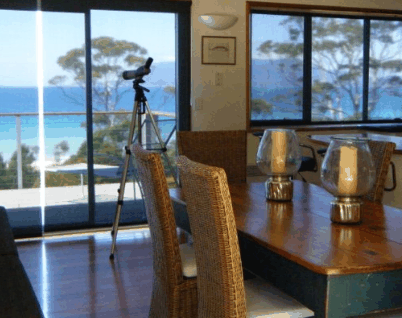 Spring Beach Holiday Villas - Accommodation in Brisbane