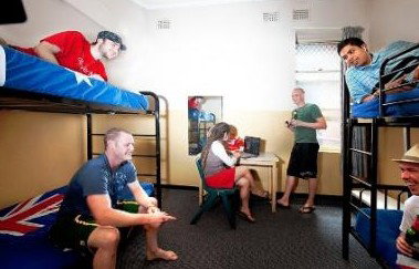 Maze Backpackers And Cb Hotel - Accommodation in Brisbane 0
