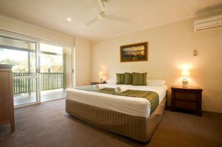 A Tropical Nite - Accommodation in Brisbane 3