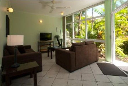 A Tropical Nite - Accommodation in Brisbane 4