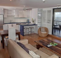 Cairns Aquarius on The Esplanade - Accommodation in Brisbane