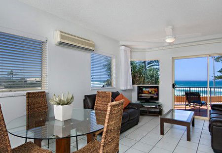 Coolum Baywatch Resort - Accommodation in Brisbane 1