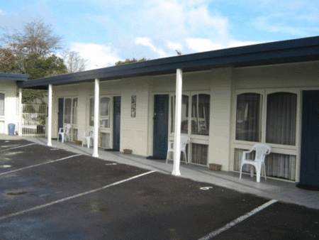 Econo Lodge Hacienda Motel - Accommodation in Brisbane 1