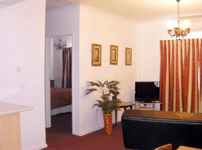 The Commodore Motor Inn - Accommodation in Brisbane 1
