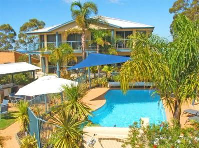 Sorrento Luxury Apartments - Accommodation in Brisbane 3