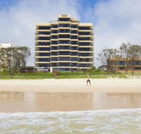 Pelican Sands Beach Resort - Accommodation in Brisbane