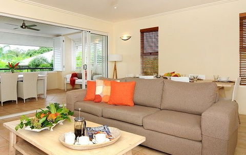 Cayman Villas Port Douglas - Accommodation in Brisbane 2